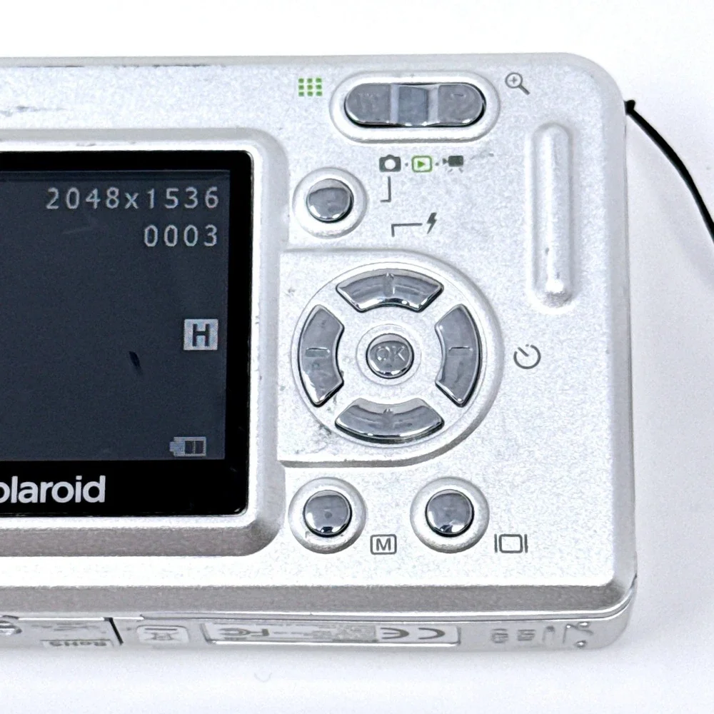 Polaroid a520 Digital Camera Silver 5.0MP 2.0 LCD 4x Zoom Compact Digicam Y2K 4G
